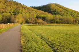 Hayesville Cabin | Blackwell Branch Cabin on rushing Tusquittee Creek
