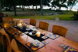 Bowen House | Beachfront Beach House at Brisk Bay (Whitsundays)