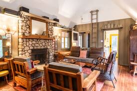 Lake Arrowhead Cabin | Tiny House Lake Arrowhead - Walk to the Village
