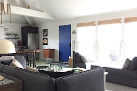Kure Beach Cabin | 3 Sisters Cottage+Loft: Ocean View, Steps to Beach