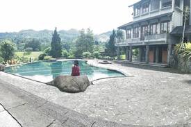 Ciloto Villa | STR Villa 3 bedrooms with pool. Cisarua , Puncak.