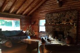 Oakley Cabin | Critter Cove