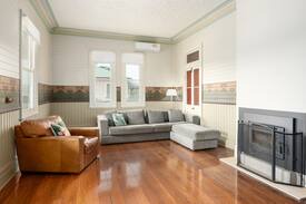 Dungog House | No.7 Beautiful home in the hub of Dungog