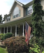 Center Moriches House | Gateway to the Hamptons!Home between Montauk & NYC