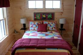 Underhill Cabin | Cozy Little Cabin in the Woods