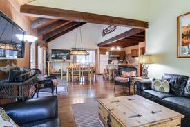 Black Butte Ranch Cabin | Red Clover Cabin at Black Butte Ranch