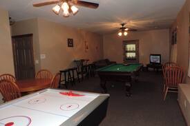 Ellijay Cabin | The Buck Stops Here - Pet friendly Cabin Rental in Ellijay, Georgia with Huge Game Room