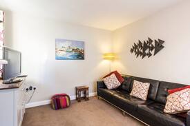 Broadstairs House | The Boat house, Broadstairs sleeps 4 by the Sea