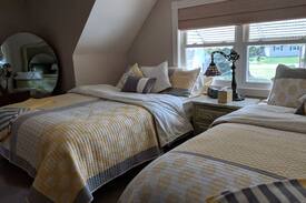 Roseland House | South Bend Carriage House 1 Mile from Notre Dame