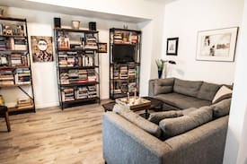 Edgewater House | No Cleaning Fee @ THE CITY HOUSE OF BISE BESPOKE