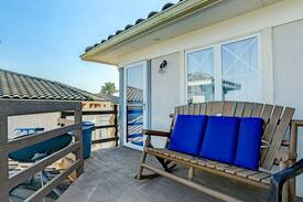 San Leon House | Waterfront Room with View in San Leon, Texas
