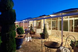 Tanunda House | Winemakers Retreat Heart of Barossa Valley