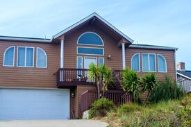 Bayshore House | Valhalla