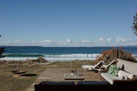 Myola House | 'Atra' - Jervis Bay beach front holiday home