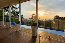 Eagle Heights House | ‘Fairview’ Queenslander with spectacular views