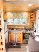 Midway House | Stay in a Tiny House - Tiny House Jack