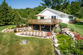 Alden House | Torch On The Rocks! Come and stay at the lake!