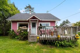 Cape Meares House | The Peptide Beach Cottage