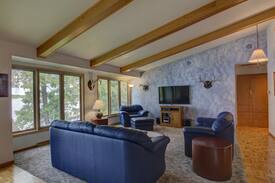 Shawano House | Loon Lake Getaway