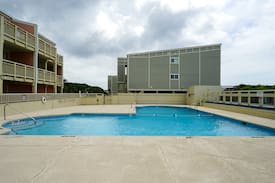 Caswell Beach Apartment | The Beach Hive- Oak Island Beach Villas