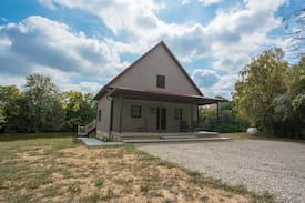 Sullivan Cabin | Moose Cabin at Hidden Acres