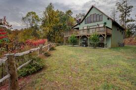 Bryson City Cabin | No Worries-Beautiful House - Spectacular Views -