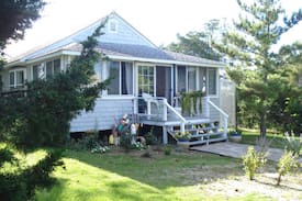 Yalesville Cabin | Beach Cottage-Cedar Island, CLinton, CT
