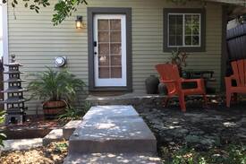 Eagle Rock House | Eagle Rock Guest House - READ "Read More..."