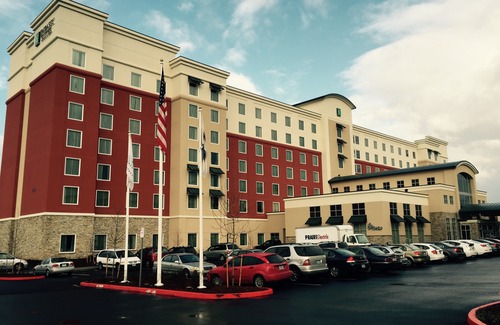 Tanasbourne Hotel | Embassy Suites Portland/Hillsboro