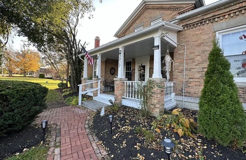 Skaneateles Apartment | Overlook Beautiful Skaneateles Lake close to Village