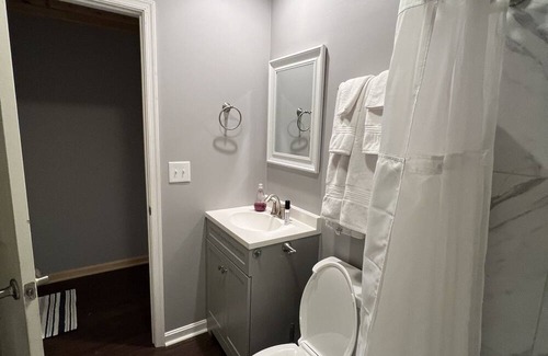 Georgetown Apartment | Pet Friendly Rustic Loft Close to Golf & Beaches