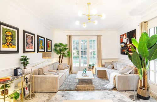 Meudon Apartment | Big apartment with large private garden in a villa for 12 guests