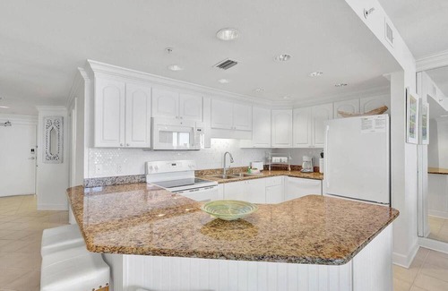 Orange Beach East House | Px1410-Beachfront Condo w/ View & Pool, Sleeps 8