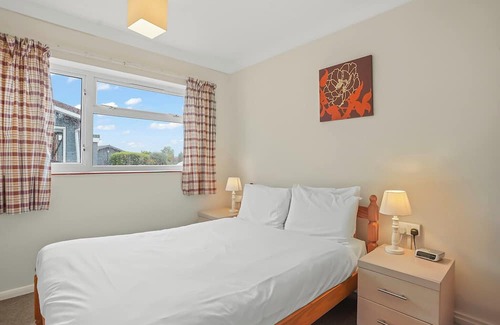 Oulton Broad House | 2 bedroom accommodation in Oulton Broad