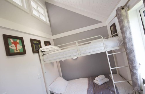 Annan Cabin | 2 bedroom accommodation in Annan