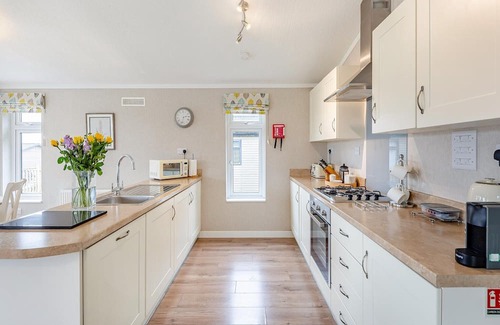 Ashby Woulds Cabin | 2 bedroom accommodation in Overseal, Nr Ashby-de-la-Zouch