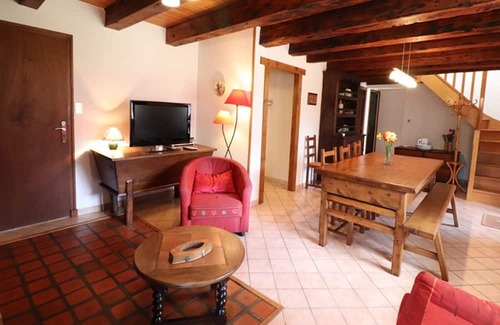 Saint-Poncy Cottage | Gite Saint-Poncy, 3 bedrooms, 6 persons