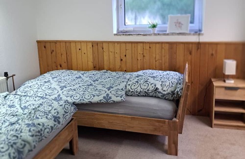 Rosenthal Apartment | Holiday Apartment 'Apartment Kastanienallee' with Shared Pool, Sauna & Wi-Fi