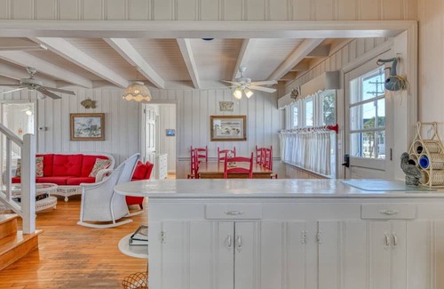 Murrells Inlet House | Love's A Beach - 5 Bedroom. 4 Bathroom, Oceanfront Dog Friendly Home