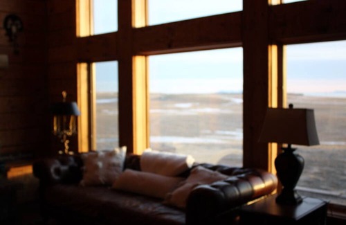 Santa Rita House | Tranquil 4-bedroom Glacier View Getaway
