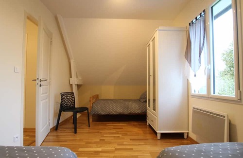 Marcey-les-Greves Cottage | Gite Marcey-les-Grèves, 5 bedrooms, 15 persons