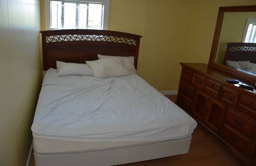 Breakwater Village Cottage | Breakwater Village - Short walk to private association beach and restaurants!!