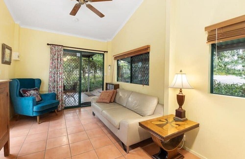 Cooran Cottage | Rosecliffe Cottage Cooran