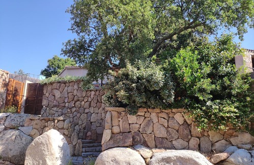 Porto-Vecchio House | Villa Alzu, 3 bedrooms, 6 people, shared heated swimming pool, in the heart of the Corsican maquis