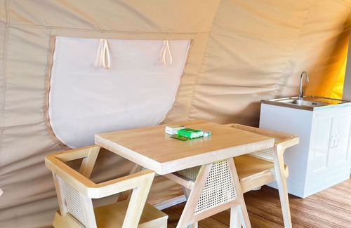 Kaputian Boat Rental | Floating Home in Reef Resort Unit 1