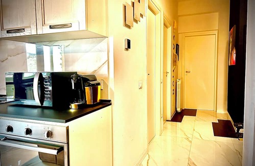 Catanzaro Apartment | Charming 2-bedroom apartment with WiFi, AC in marvelous Calabria