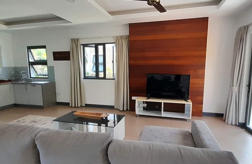 Anse Royale Villa | STYLISH~SUITES~HILLTOP~BEACH5mins~POOL~WIFI~A/C