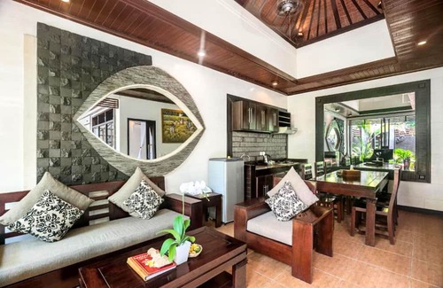 Sunset Road Villa | Brugmansia 4BR Private Pool Villa SU08