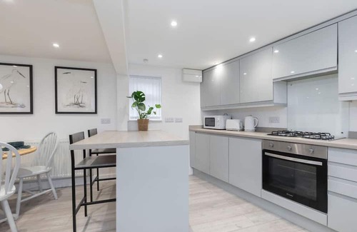 Evesham House | Cosy 3 Bedroom Home Close to the Centre of Evesham