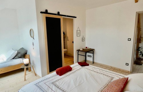 Lion-en-Sullias Bed & Breakfast | Guestroom Lion-en-Sullias, studio flat, 2 persons